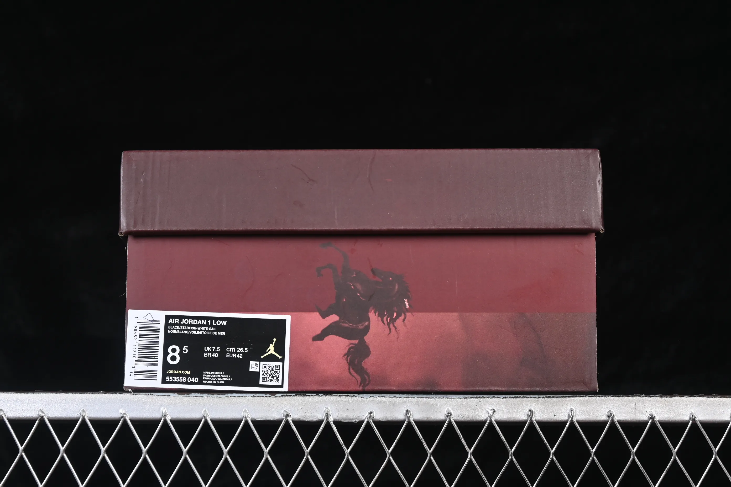 All Categories Air Jordan Jordan Series Basketball Shoes Air Jordan 1 Low Air Jordan 1 Low AJ1 Joe 1 Year of the Horse Limited Low-State Cultural Casual Shoes 553558-040